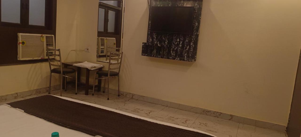 Airport Hotel Prince Palace By Byobhotels Nueva Delhi Exterior foto